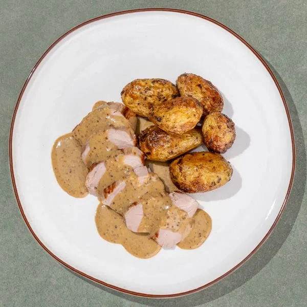 Solomillo con salsa de mostaza